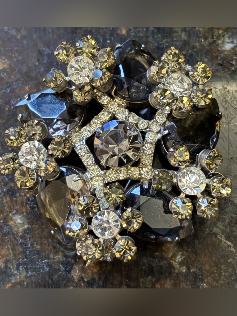 Crystal Cluster Brooch in Black and Clear - Elegant Sparkle